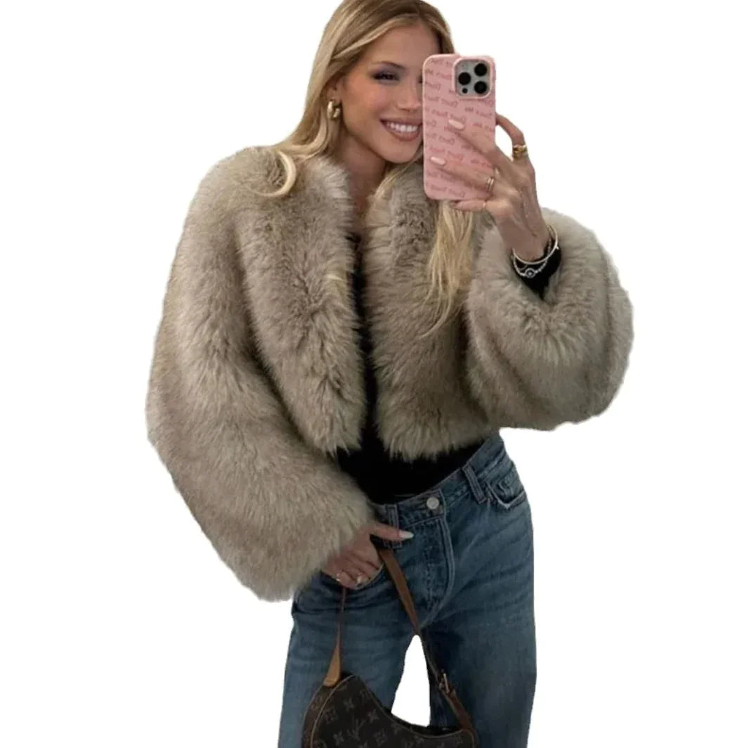 Tokas Chic Short Fur Jacket